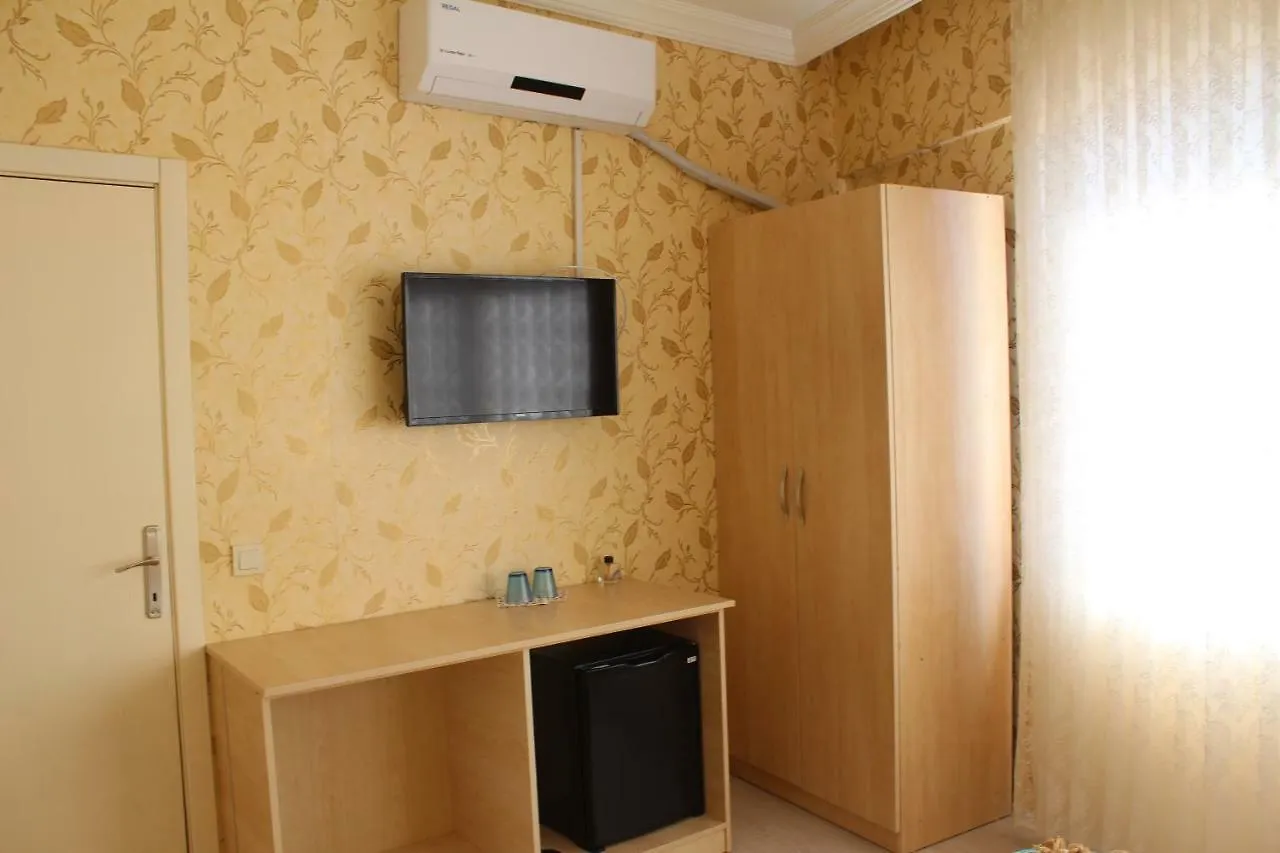 Omega Inn Istanbul 2*,